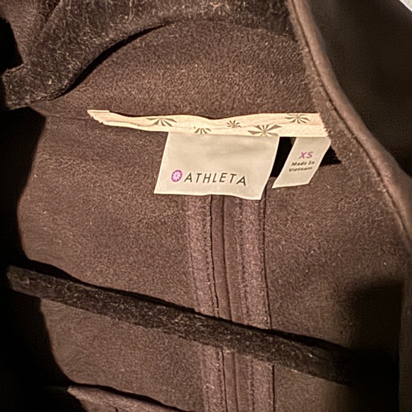 Athleta Women’s Extra Small Winter Coat Hood - Picture 4 of 4